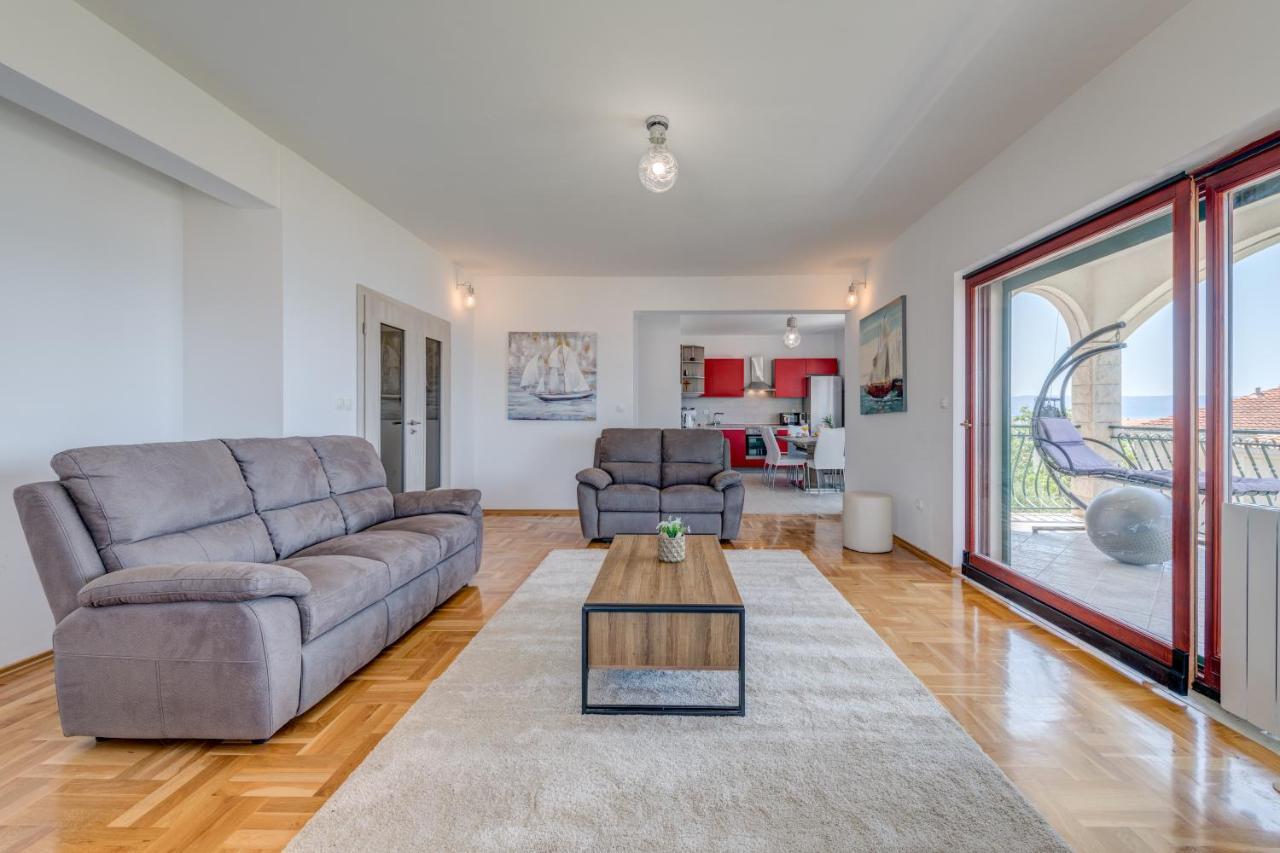 Apartman Aurelia Podstrana Eksteriør billede